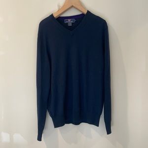 Navy Vineyard Vines V neck Sweater